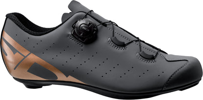 Black cycling shoe with brown accents on a white background